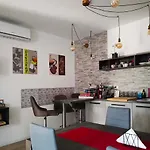 Yard 151 Apartment