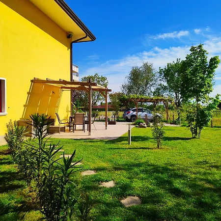 Yard 151 Новента-ди-Пьяве